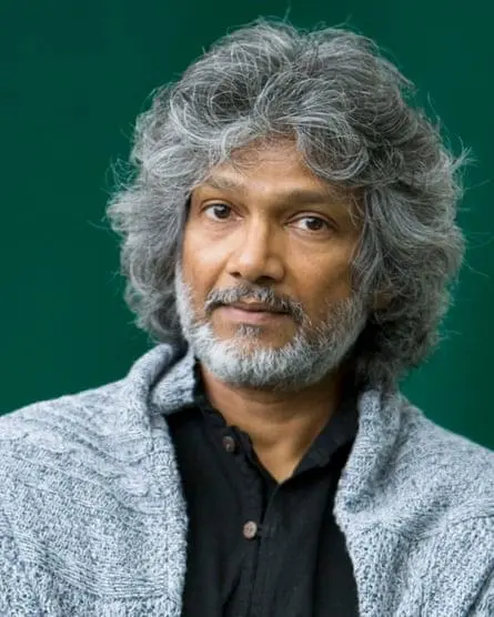 Read more about the article Romesh Gunesekera- A Short Biography